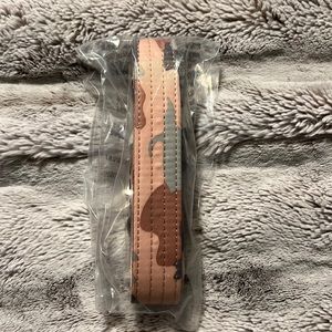 LUG strap 1” Camo Rose NWT